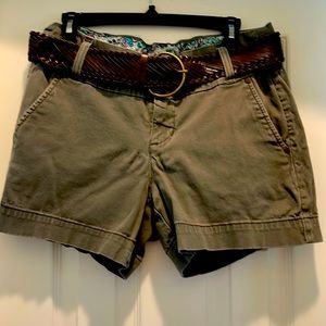 One 5 one green khaki shorts with reversible braided belt. Size 8.